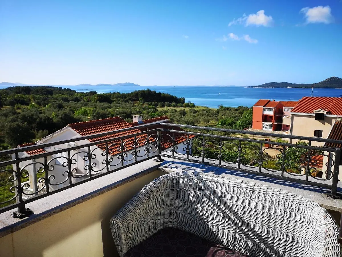 Apartments Kovacicek 5 Biograd Na Moru